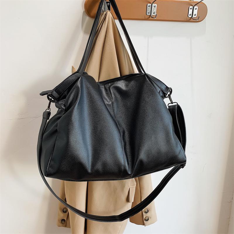 Evening Bags Large Capacity Casual Tote Bag Trevel Handbag Women Soft Pu Leather Shoulder Crossbody For 2022 Ladies Shopping Sac, Khaki shoulder bag
Evening Bags Large Capacity Casual Tote Bag Trevel Handbag Women Soft Pu Leather Shoulder Crossbody For 2022 Ladies Shopping Sac, Khaki shoulder bag