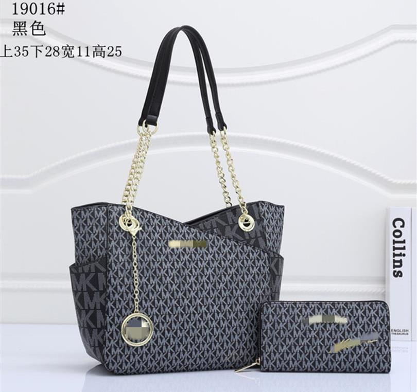MICHAELS KOR MKS bags Designer Bas Handbag Totes Shoulder Cross Body Women High Quality Classic Caviar Square Sheepskin Chains Bag 19016, 35x11x25cm
MICHAELS KOR MKS bags Designer Bas Handbag Totes Shoulder Cross Body Women High Quality Classic Caviar Square Sheepskin Chains Bag 19016, 35x11x25cm