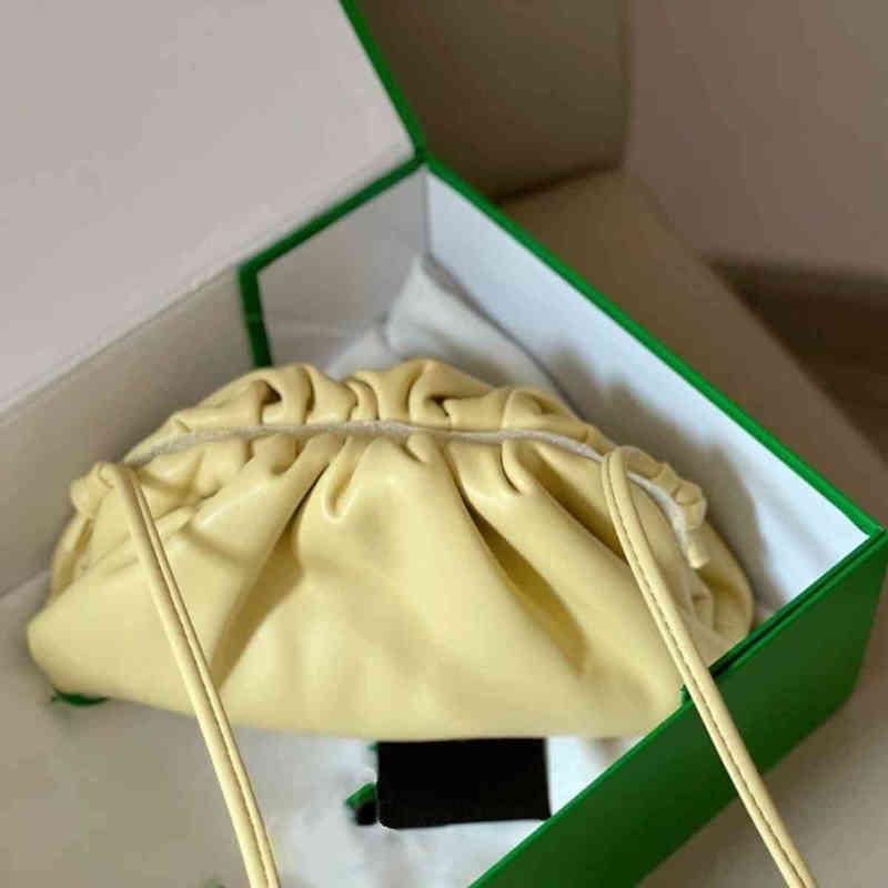 Designer Luxury Womens Bags Bottegas Handbag Fashion Shoulder dupes nylon Venetas Large Capacity Totes leather crossbody Bag Versatile mini jodie Wallet ED9X, Peach
Designer Luxury Womens Bags Bottegas Handbag Fashion Shoulder dupes nylon Venetas Large Capacity Totes leather crossbody Bag Versatile mini jodie Wallet ED9X, Peach