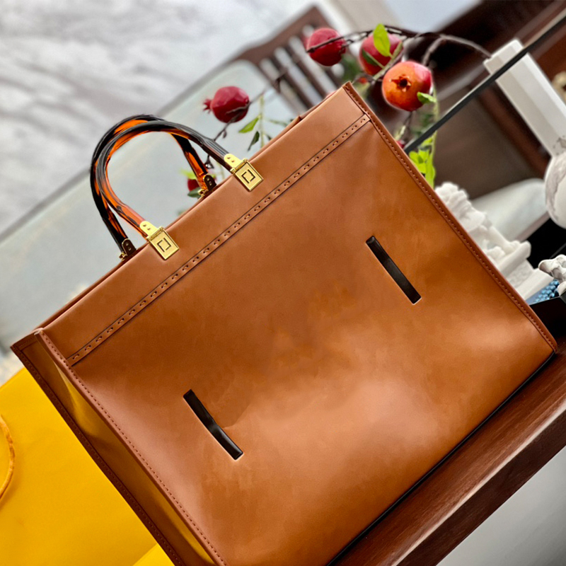 tote bag designer tote bags Casual Totes handbags Women fashion all-match Classic Large capacity multifunction wallet handbag, Extra cost ship nothing
tote bag designer tote bags Casual Totes handbags Women fashion all-match Classic Large capacity multifunction wallet handbag, Extra cost ship nothing