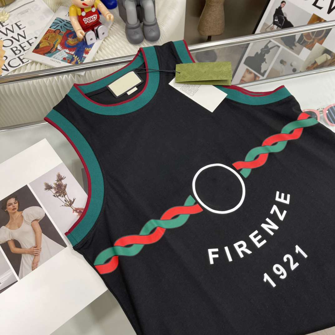Designer Mens Women sleeveless T Shirts with Letter Printed Summer Vest Casual womens T Shirt Top Quality Men Fashion Tees Streetwear -L, I need look other product
Designer Mens Women sleeveless T Shirts with Letter Printed Summer Vest Casual womens T Shirt Top Quality Men Fashion Tees Streetwear -L, I need look other product