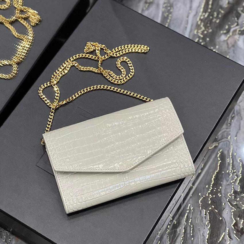 9A Classic Fashion Ladies Designer Bag Solid Color Leather High Quality One Shoulder Messenger Bag for Women, White
9A Classic Fashion Ladies Designer Bag Solid Color Leather High Quality One Shoulder Messenger Bag for Women, White