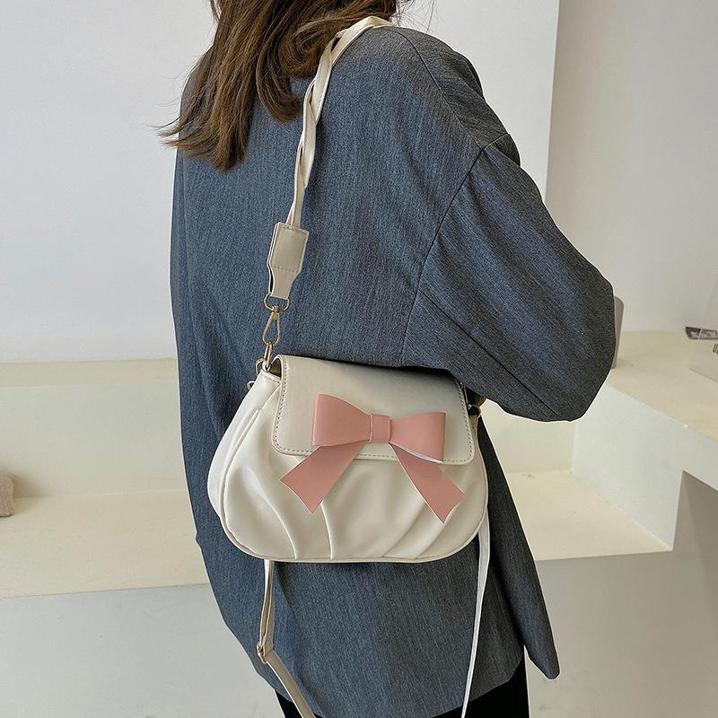 Evening Bags Bow Knot Small Handbag Female 2022 Trendy Fashion Pleated Cloud For Women Casual Twist Shoulder Strap MessengerEvening, White
Evening Bags Bow Knot Small Handbag Female 2022 Trendy Fashion Pleated Cloud For Women Casual Twist Shoulder Strap MessengerEvening, White