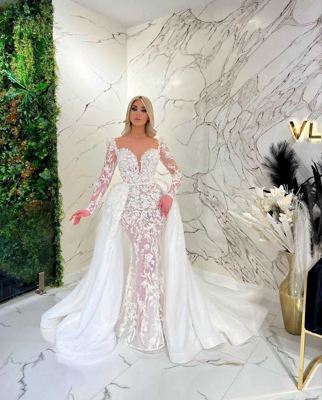 Plus Size Arabic Aso Ebi Luxurious Lace Beaded Wedding Dress Long Sleeves Vintage Sexy Bridal Gowns Dresses with detachable train