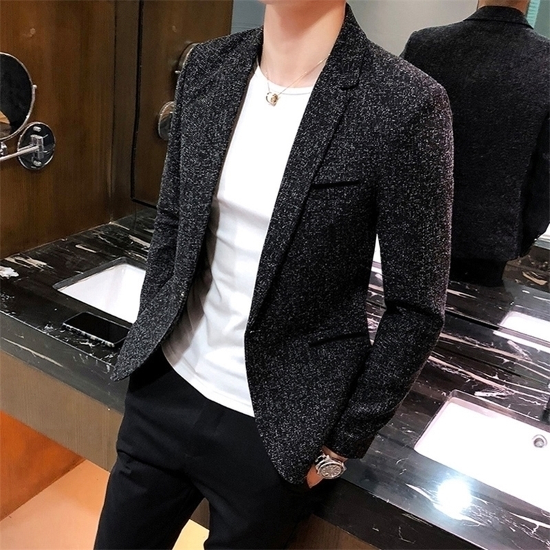 Grey Casual Men Slim Blazer Designs Formal Jacket Men Slim Fit Stylish Casual Blazer Classic Traje Lentejuelas Suit Coat JJ60XX 201104
Grey Casual Men Slim Blazer Designs Formal Jacket Men Slim Fit Stylish Casual Blazer Classic Traje Lentejuelas Suit Coat JJ60XX 201104