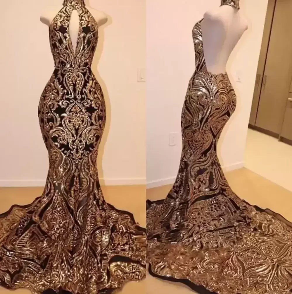2022 Gold Sequins Applique Evening Dresses Sexy Backless Mermaid Sleeveless Ruffles Ruched Pleats Sweep Train Halter Custom Made Prom Party Gowns vestido, Gray
2022 Gold Sequins Applique Evening Dresses Sexy Backless Mermaid Sleeveless Ruffles Ruched Pleats Sweep Train Halter Custom Made Prom Party Gowns vestido, Gray