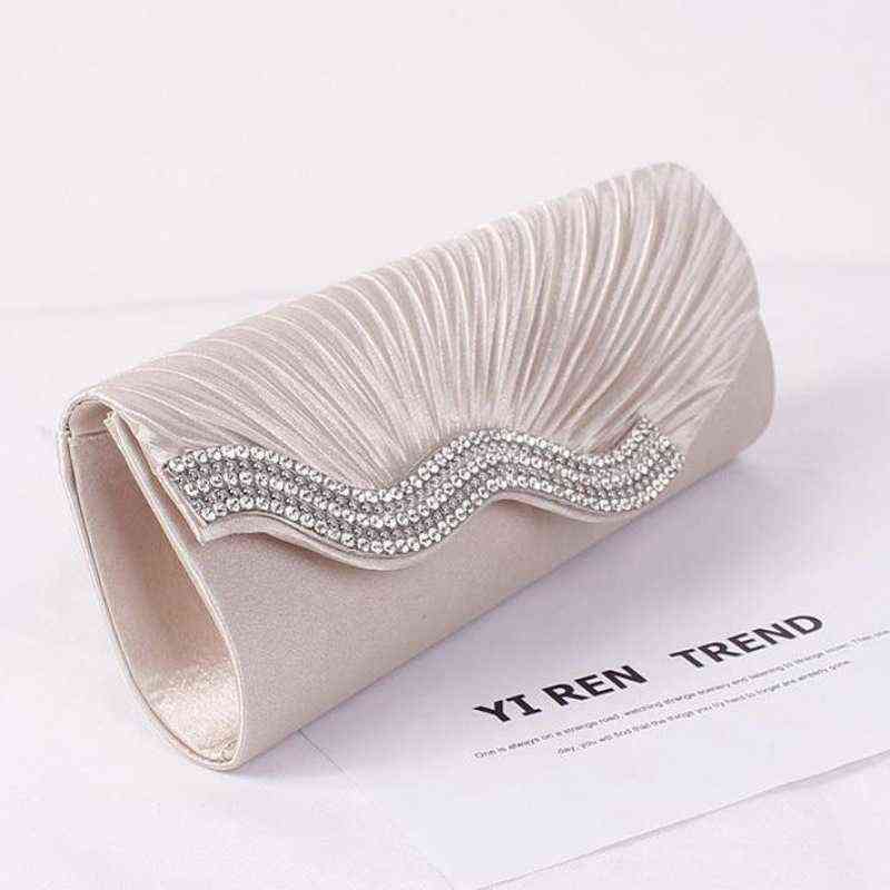 Women Rhinestone Evening Bags Fashion Satin Wedding Purse Envelope Bridal Party Purse Chain Dinner Day Clutch Evening Handbag T220727, Black
Women Rhinestone Evening Bags Fashion Satin Wedding Purse Envelope Bridal Party Purse Chain Dinner Day Clutch Evening Handbag T220727, Black
