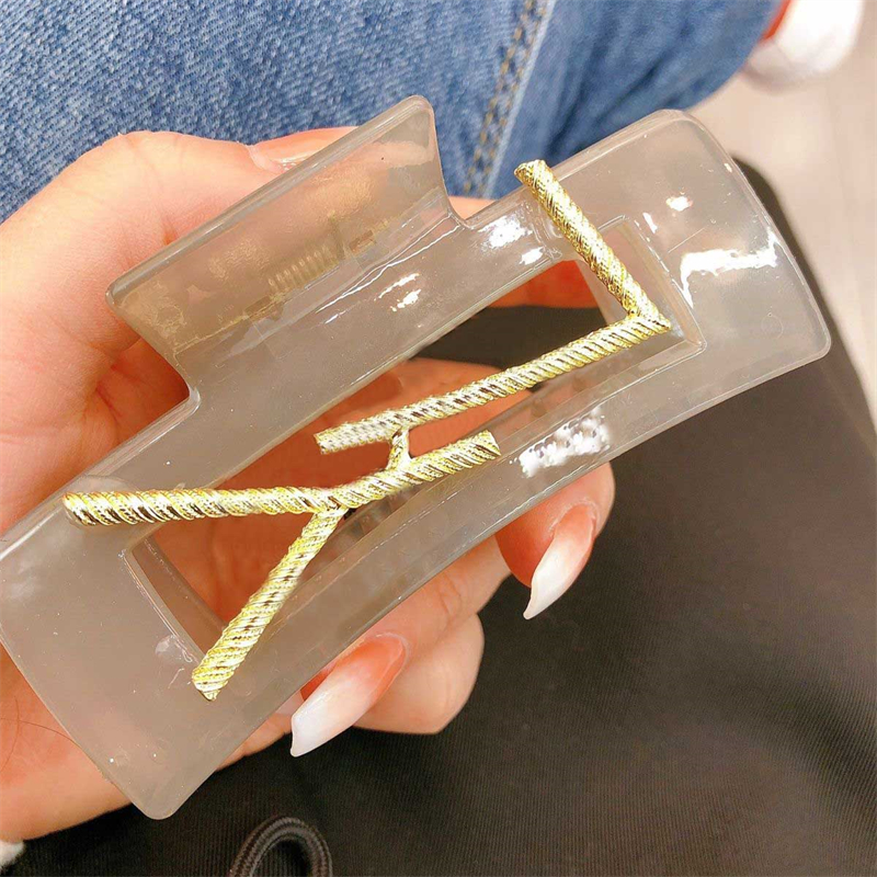 Acrylic Hairs Clips Hairpins Elegant Barrette Headwear Women Girls Hollow Bath Hair Accessories Large Metal Letter Gripper
Acrylic Hairs Clips Hairpins Elegant Barrette Headwear Women Girls Hollow Bath Hair Accessories Large Metal Letter Gripper