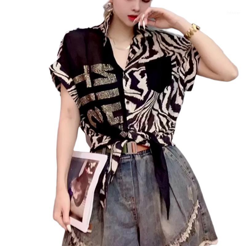 Women's Blouses & Shirts Women Fashion 2022 Summer Vintage Clothes Plus Size Leopard Print Female Tops Patchwork Short Sleeve Korean XC753
Women's Blouses & Shirts Women Fashion 2022 Summer Vintage Clothes Plus Size Leopard Print Female Tops Patchwork Short Sleeve Korean XC753