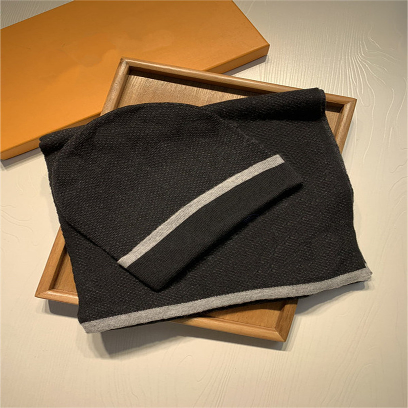 High Quality New Hats Scarfs Set For beanies Men Women Winter 2 Piece Design Shawl Designer Baseball Caps Scarves Wool Beanie Wrap Hawaii Scarf Hat Sets Box 698