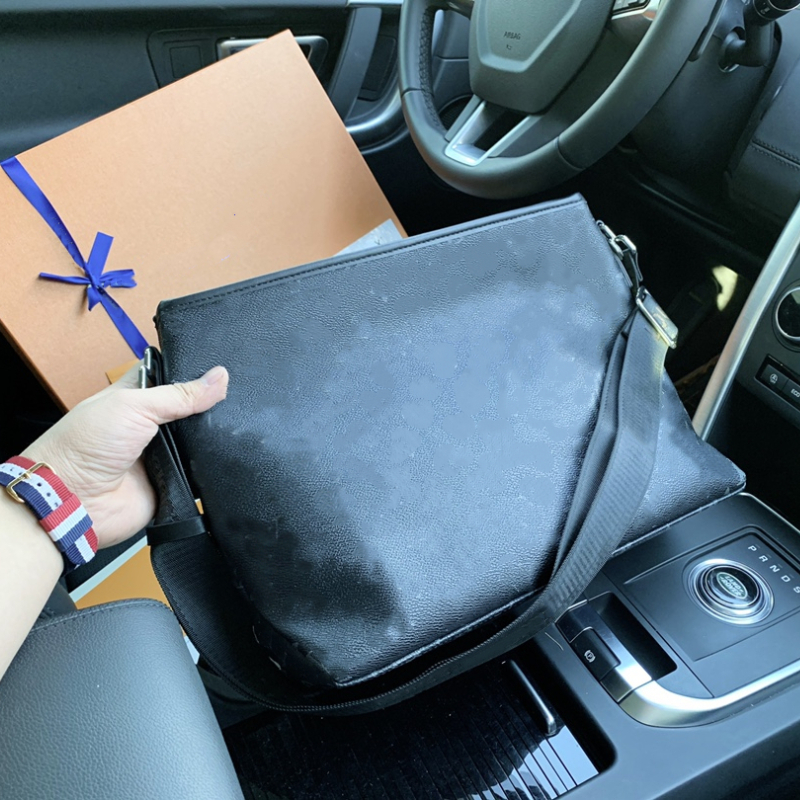 Shoulder Bags Luxury Designers High Quality L Bag Fashion Men's Messenger Bag's Black Flower Badge 2022 Wallets Crossbody Bags
Shoulder Bags Luxury Designers High Quality L Bag Fashion Men's Messenger Bag's Black Flower Badge 2022 Wallets Crossbody Bags