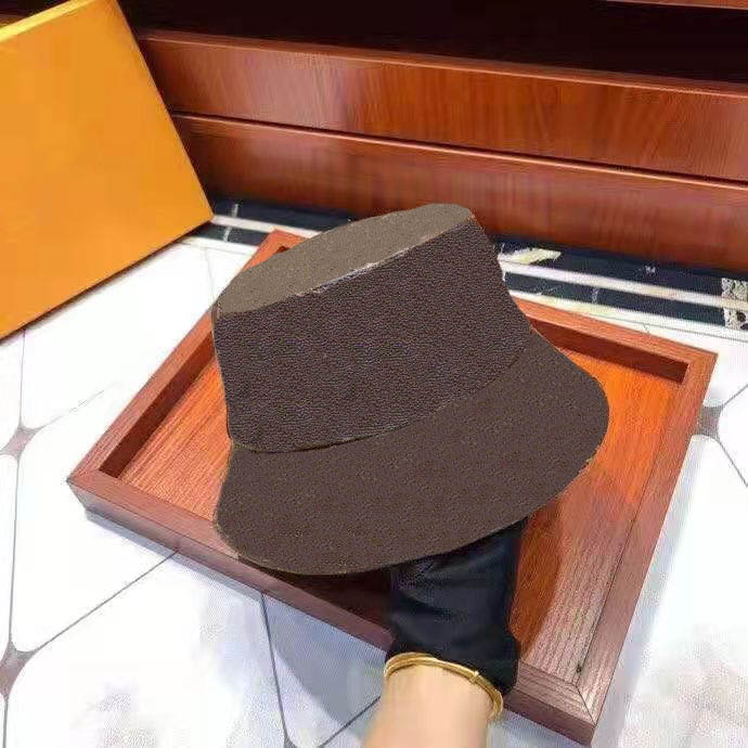 Designer bucket hat fashion baseball cap men's and women's outdoor sunscreen leisure sports high quality fisherman's hats solid color printing, Brown
Designer bucket hat fashion baseball cap men's and women's outdoor sunscreen leisure sports high quality fisherman's hats solid color printing, Brown
