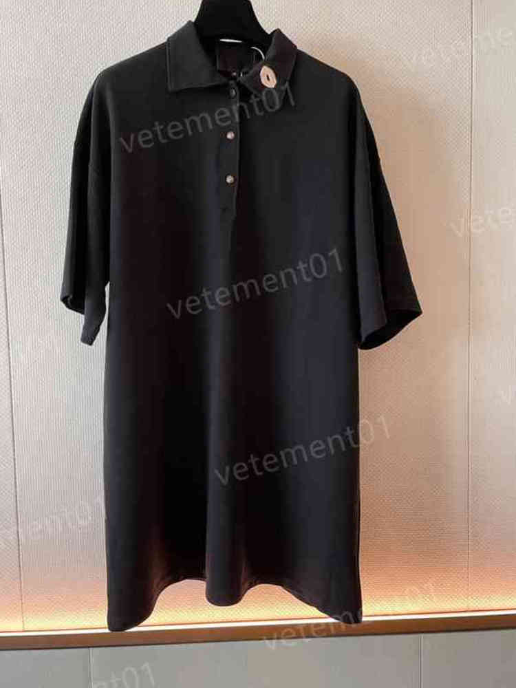 Womens Dresses Fashion Brand Straight Long Loose Polo T-Shirt Short Sleeve Dress High Quality Luxury Dress Designer Women Clothing 0912
Womens Dresses Fashion Brand Straight Long Loose Polo T-Shirt Short Sleeve Dress High Quality Luxury Dress Designer Women Clothing 0912