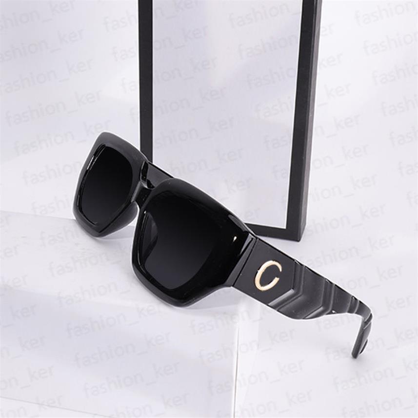 Designer Sunglasses Elegant Glasses Fashion Item For Man Woman 7 Color Optional Good Quality2996
Designer Sunglasses Elegant Glasses Fashion Item For Man Woman 7 Color Optional Good Quality2996