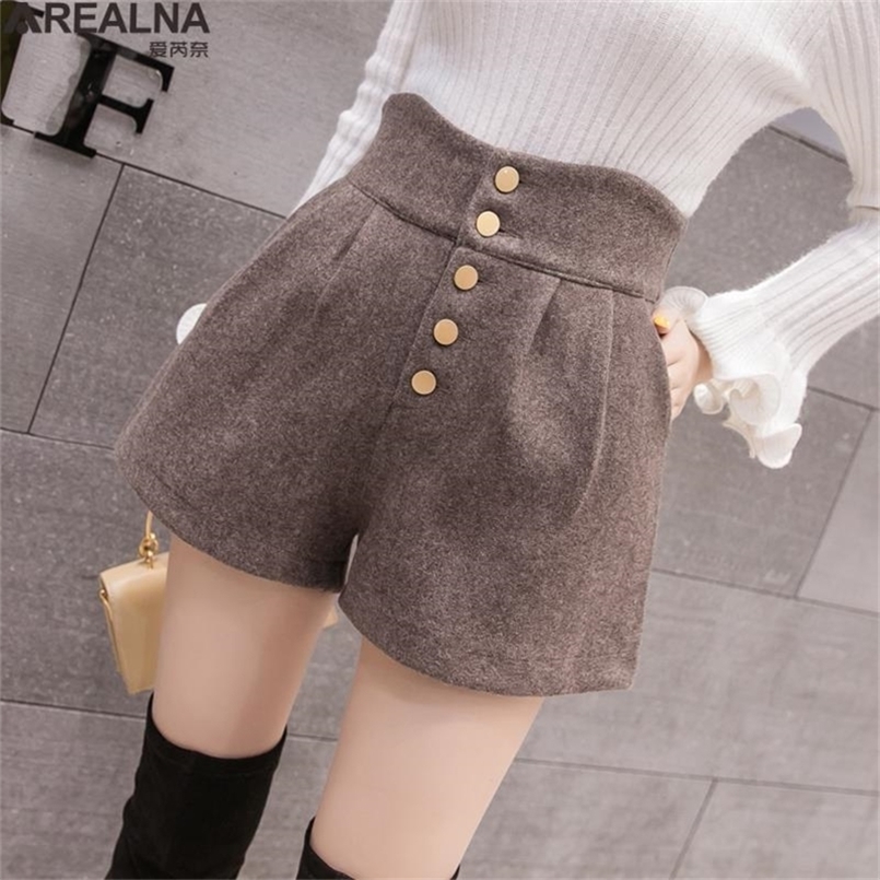 korean style Casual Shorts Women autumn high Waist A line Woolen Single-breasted winter Thicken Black Wide leg shorts feminino 220419, Beige
korean style Casual Shorts Women autumn high Waist A line Woolen Single-breasted winter Thicken Black Wide leg shorts feminino 220419, Beige
