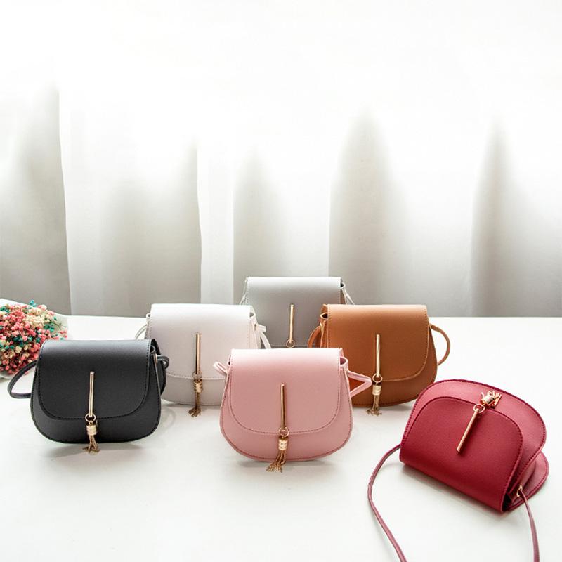 Evening Bags 2022 PU Leather Ladies Messenger Shoulder Female Pure Color Small Square Clutch Mini Card Cash Coin Purses Handbags, Black
Evening Bags 2022 PU Leather Ladies Messenger Shoulder Female Pure Color Small Square Clutch Mini Card Cash Coin Purses Handbags, Black