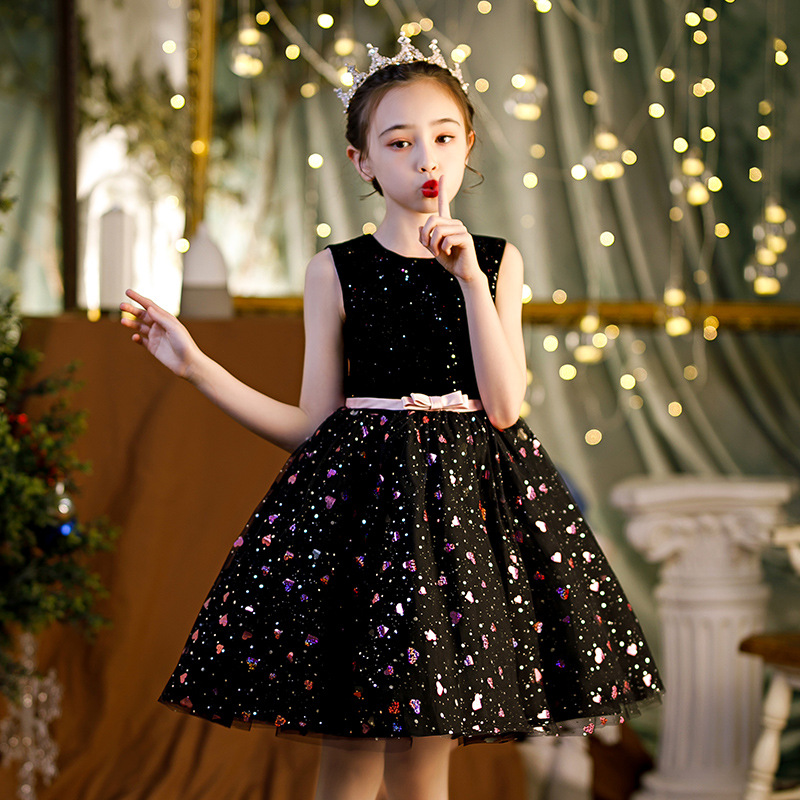 2023 Sequined Flower Girl Dresses Western Garden Weddings Sheer Cap Sleeve Appliqued Blingbling Toddler Kids Birthday Party Gowns