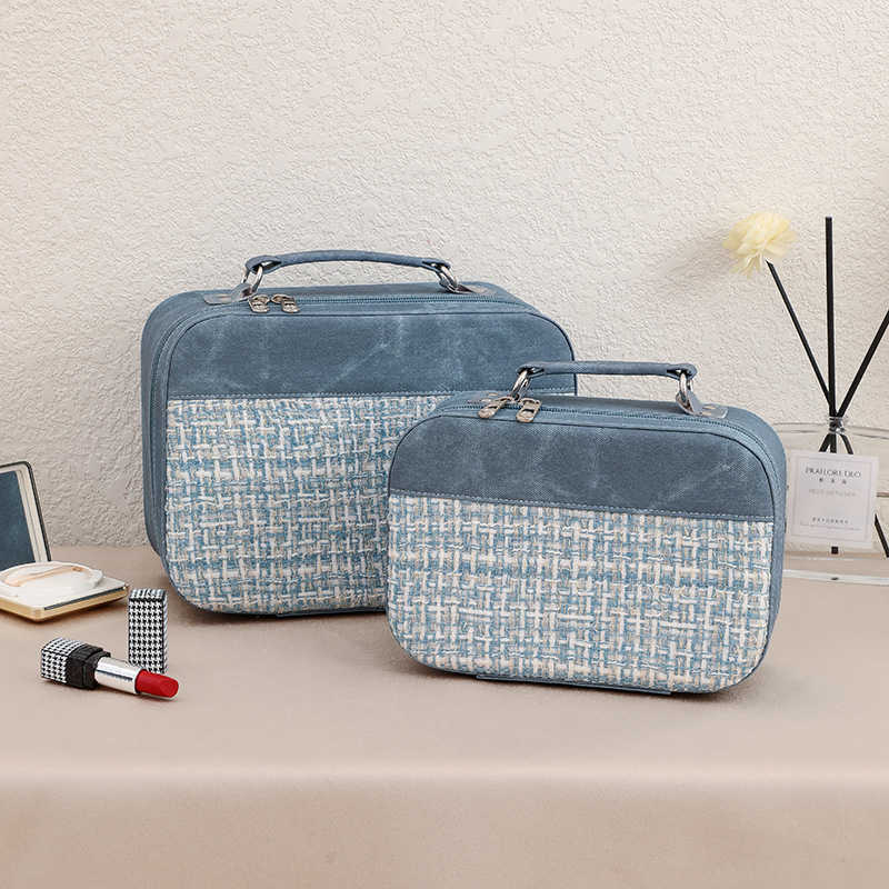 HBP new small fragrance cosmetic case advanced simple hard shell three-dimensional portable storage bag, Blue
HBP new small fragrance cosmetic case advanced simple hard shell three-dimensional portable storage bag, Blue