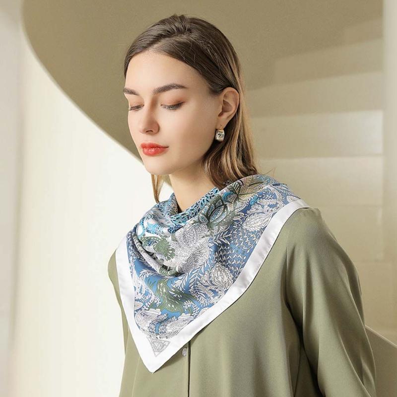 Scarves Fashion Square Silk Scarf Vintage Twill Plain Color Geometric Wave Large Neckerchief Trendy Luxury High Quality Headband HijabScarve
Scarves Fashion Square Silk Scarf Vintage Twill Plain Color Geometric Wave Large Neckerchief Trendy Luxury High Quality Headband HijabScarve
