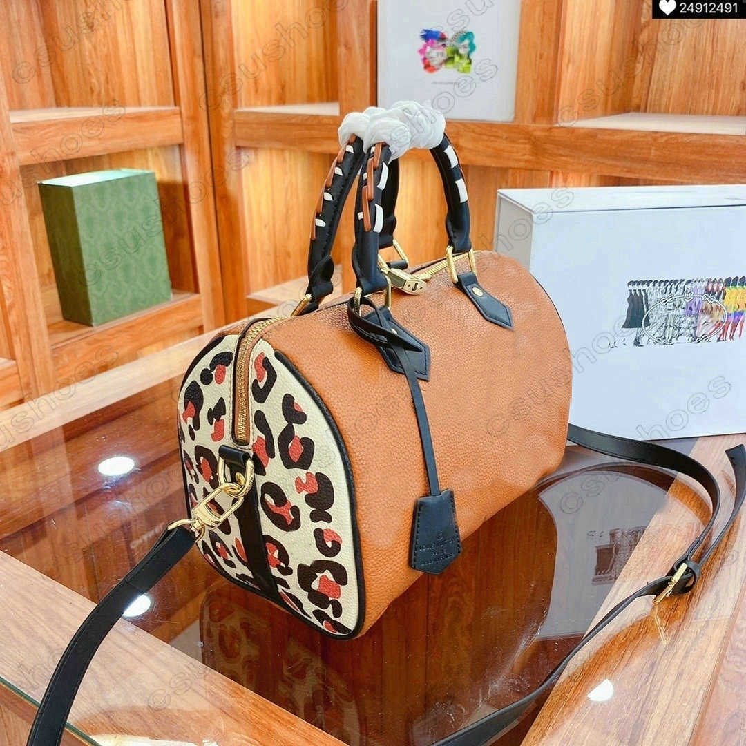 SPEEDY BANDOULIERE 25 With Bold Leopard Print Designer Boston Bags 2021ss Wild at Heart Women Oversized Embossed Monograms Handbag Toron