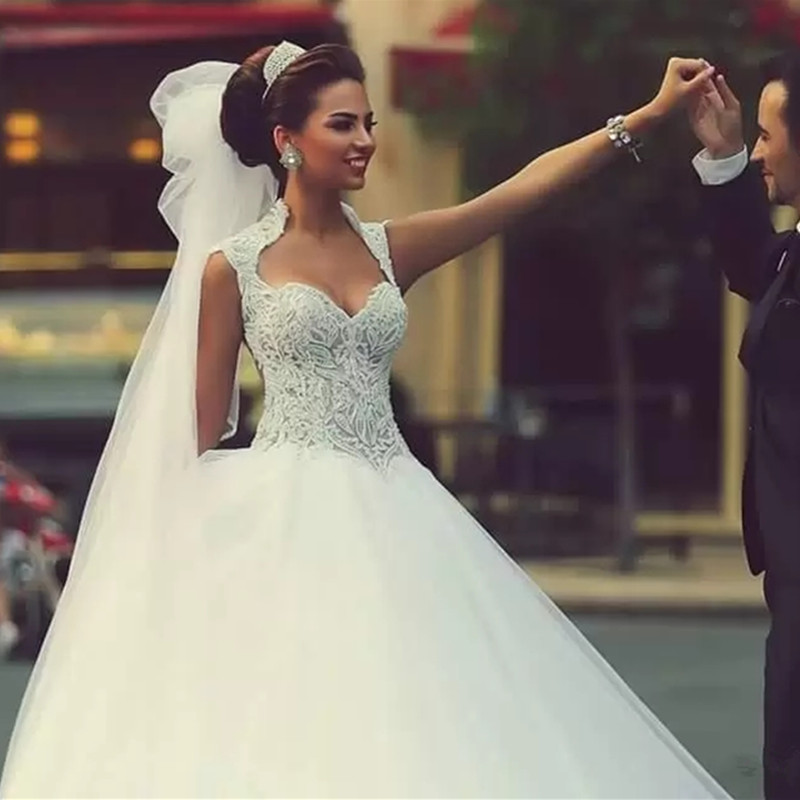 New Style Ball Gown Lace Wedding Dresses Arabic Said Mhamad Sweetheart Beaded Topped Illusion Back Bridal Gowns