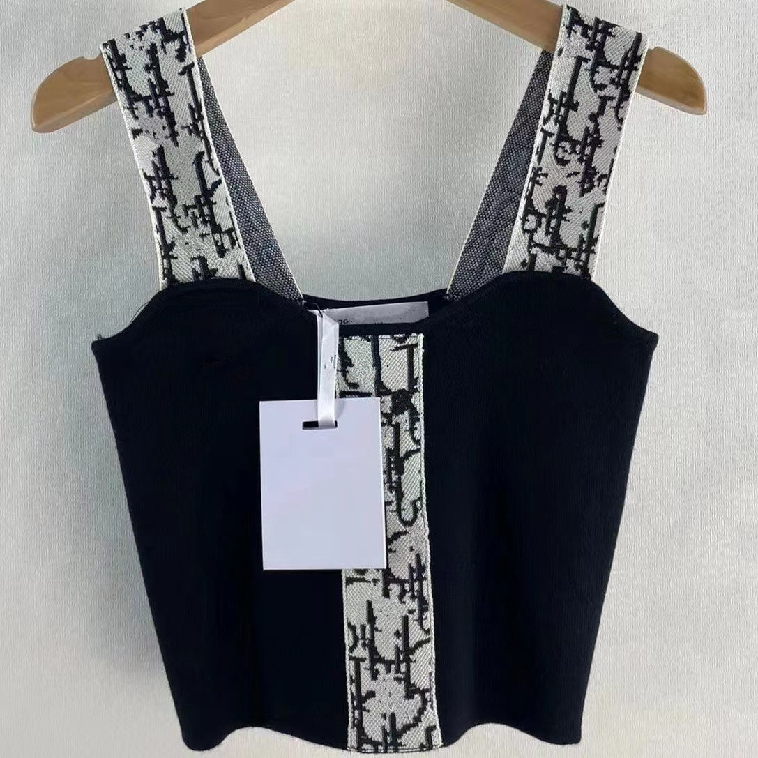 2022 New Women Crop Top Sweater Tank Tops Button Up Neck Sleeveless Knit Camis Casual Beach Vest Female Camisole cotton Luxury designer Tank party, A1 high quality
2022 New Women Crop Top Sweater Tank Tops Button Up Neck Sleeveless Knit Camis Casual Beach Vest Female Camisole cotton Luxury designer Tank party, A1 high quality