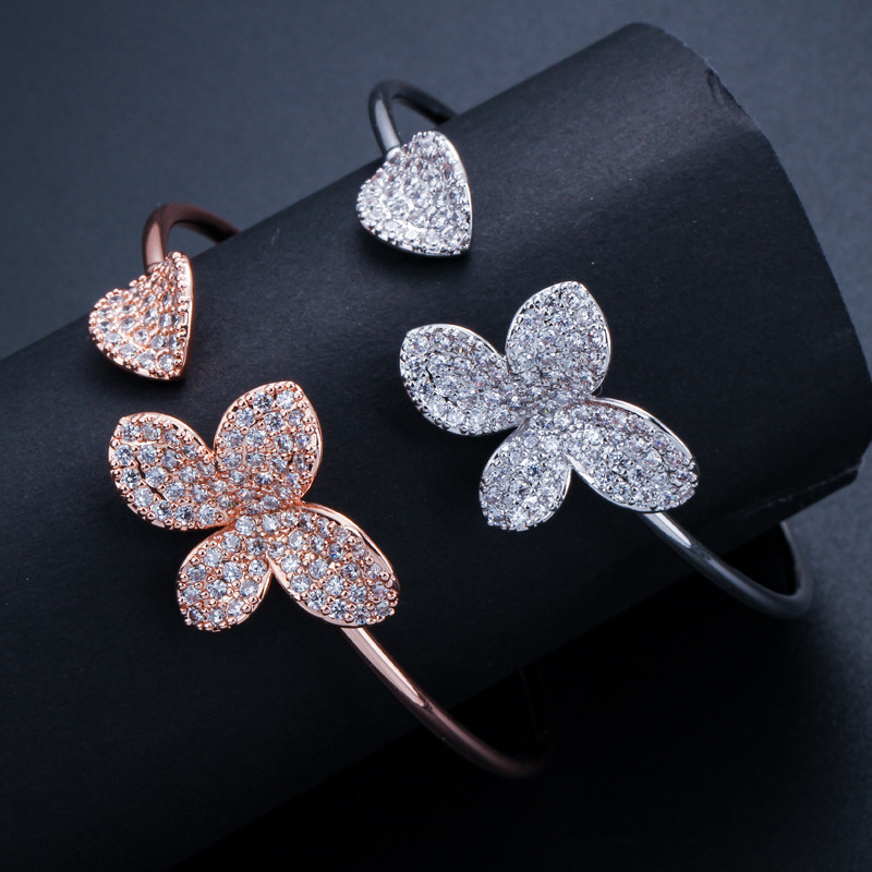 Choucong Wedding Bracelets Luxury Jewelry 18K White Rose Gold Fill Pave White Sapphire CZ Diamond Party Gemstones Women Open Adjustable Bangle For Lov