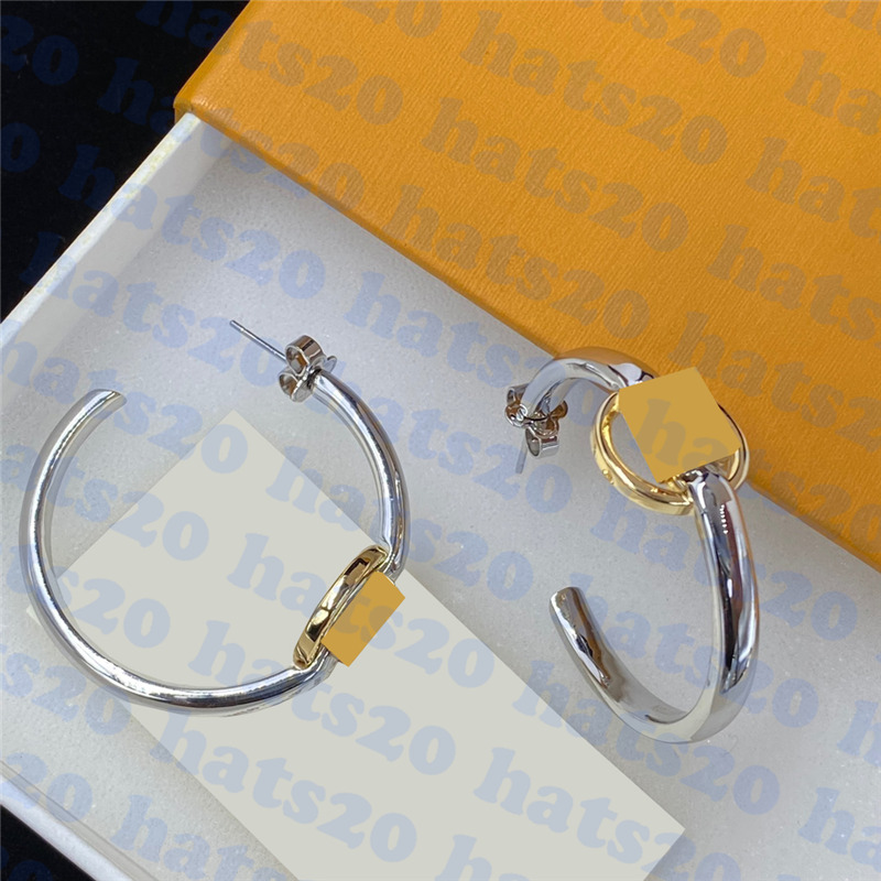 Designer Earrings Womens Stud Set Letter Logo Earring Titanium Sport Accessories Party Style Ladies Studs Jewelry
Designer Earrings Womens Stud Set Letter Logo Earring Titanium Sport Accessories Party Style Ladies Studs Jewelry