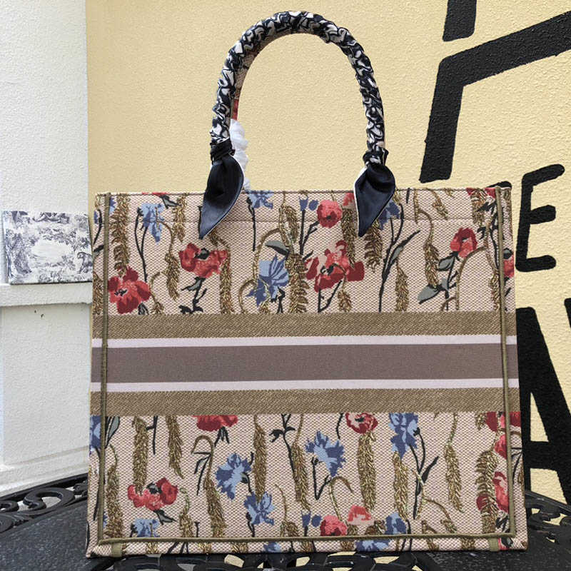 book bags tote jacquard canvas bag totes handbags three-dimensional embroidery embroidered leopard purse luxury women handbag evening, I need see other product
book bags tote jacquard canvas bag totes handbags three-dimensional embroidery embroidered leopard purse luxury women handbag evening, I need see other product