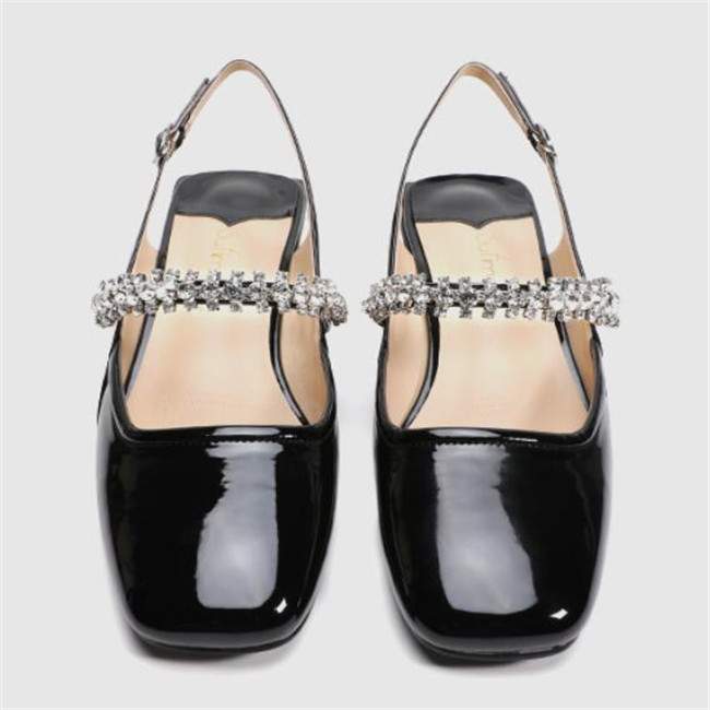 Womens Low Heels Sandal Designer Women Rhinestone Square Head Slippers Ladies Baotou Slides Summer Shallow Mouth Shoes, Red
Womens Low Heels Sandal Designer Women Rhinestone Square Head Slippers Ladies Baotou Slides Summer Shallow Mouth Shoes, Red