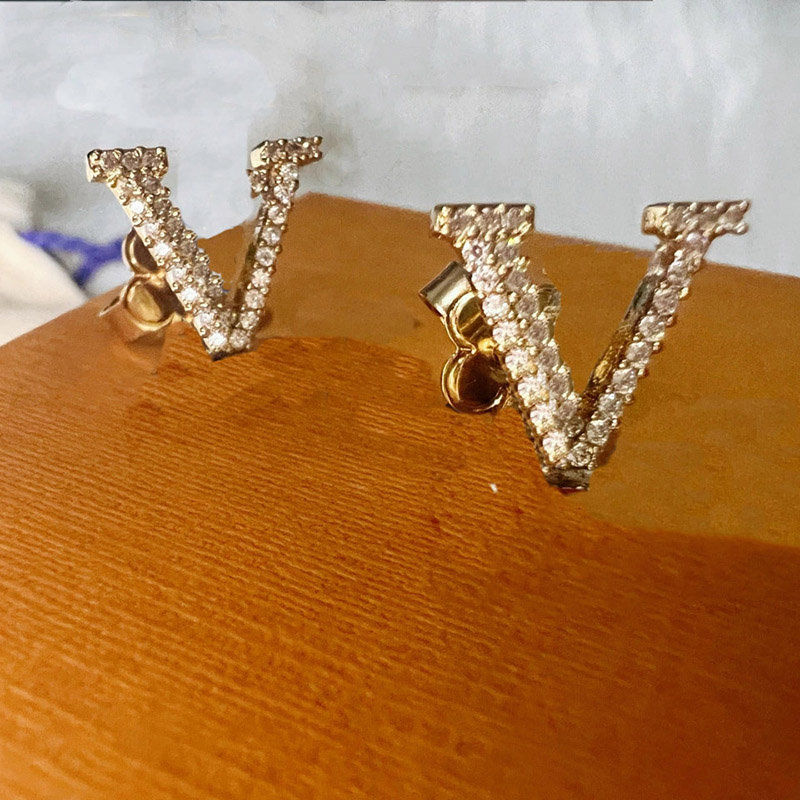 Jewelry Designer Stud Earring For Women Earrings Diamond Simple Fashion Gemstones Party Women Wedding Bridal Studs Hoop Earring L Box
Jewelry Designer Stud Earring For Women Earrings Diamond Simple Fashion Gemstones Party Women Wedding Bridal Studs Hoop Earring L Box