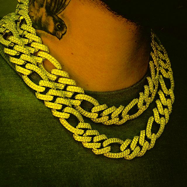 Chains Silver Color Full Miami Curb Cuban Chain CZ Iced Out Bling Cubic Zircon Paved Men's Hip Hop Fashion Necklaces Rock JewelryChains
Chains Silver Color Full Miami Curb Cuban Chain CZ Iced Out Bling Cubic Zircon Paved Men's Hip Hop Fashion Necklaces Rock JewelryChains