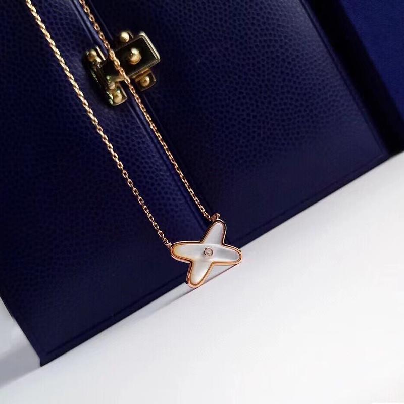Pendant Necklaces Silver Classics X Shape Full Stone Pendants White Shell Cross Bijoux Short Chain Necklace For Women Fashion Jewelry No Box
Pendant Necklaces Silver Classics X Shape Full Stone Pendants White Shell Cross Bijoux Short Chain Necklace For Women Fashion Jewelry No Box