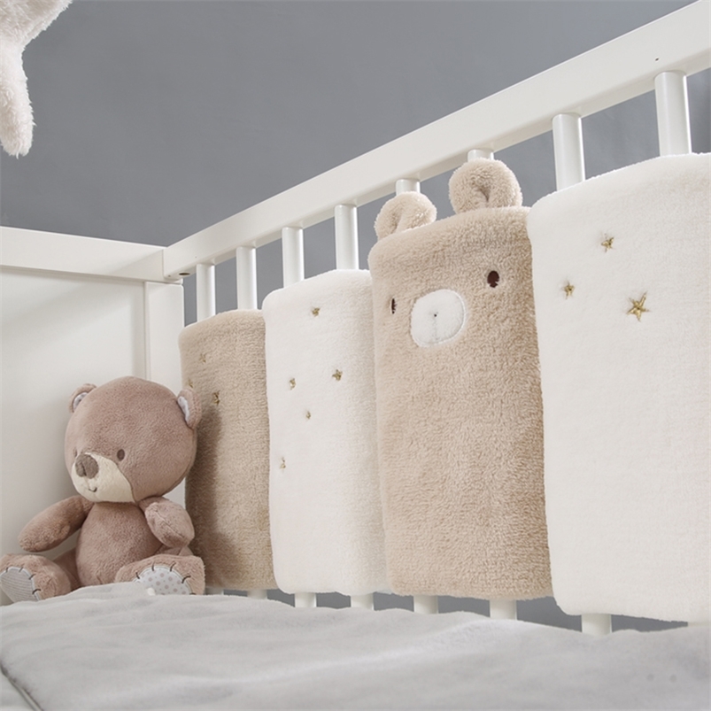 

Plush Baby Bed Bumper ding Set Accessories Infant Crib Bumpers Chic Cotton Protector Decoration Room Stuff 220816