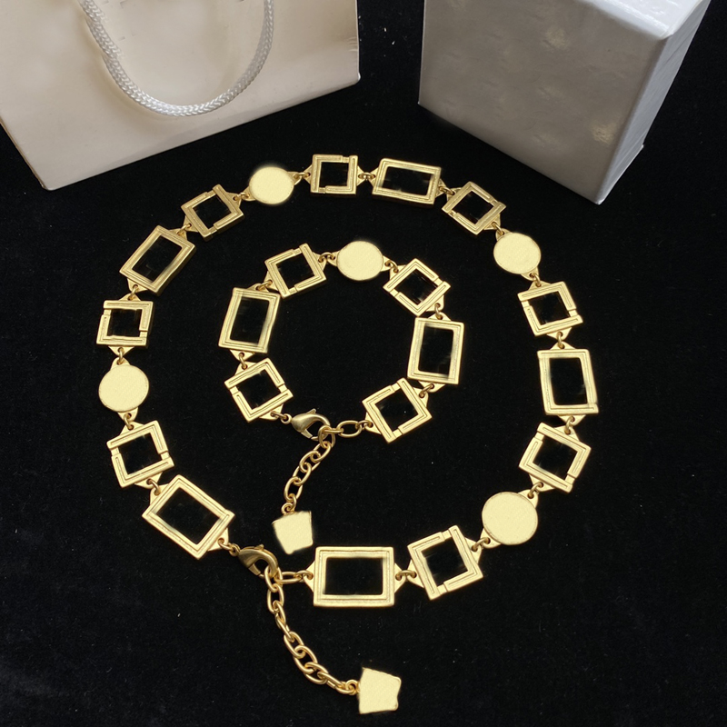 Pendant Necklaces For Mens Bracelet Luxury Designer Jewerlry Women Bangle Chains Necklace Set Wedding Party Accessories 22061405R, Golden
Pendant Necklaces For Mens Bracelet Luxury Designer Jewerlry Women Bangle Chains Necklace Set Wedding Party Accessories 22061405R, Golden