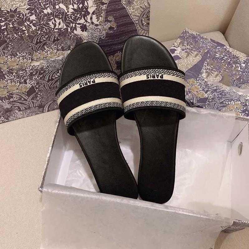 Womens paris Sandals Embroidered Brocade Girls Beach Flip Flops Embroidery luxury loafers mules Oblique designer woman Slipper Slides Slippers 35-42, #29
Womens paris Sandals Embroidered Brocade Girls Beach Flip Flops Embroidery luxury loafers mules Oblique designer woman Slipper Slides Slippers 35-42, #29