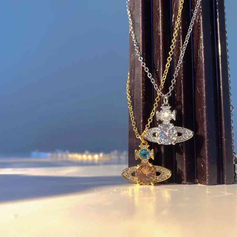 Western empress dowager classic Saturn full diamond necklace personality fashion simple European and American ins design temperament
Western empress dowager classic Saturn full diamond necklace personality fashion simple European and American ins design temperament