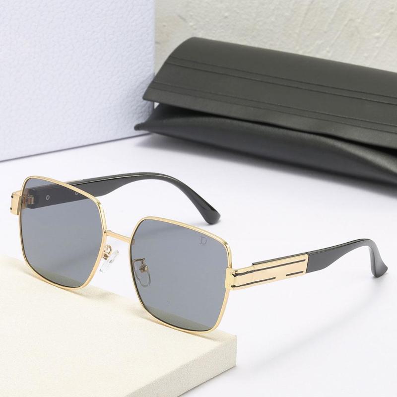 Sunglasses Summer Designer Fashion Beach 7 Colors Glasses For Mens Women Good QualitySunglasses
Sunglasses Summer Designer Fashion Beach 7 Colors Glasses For Mens Women Good QualitySunglasses