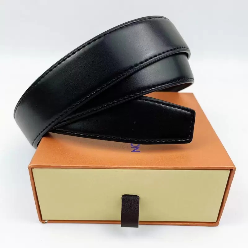 High Quality Fashion classic mens designers Top Leather belts women men casual letter smooth buckle belt Waistband width 3.4cm with box
High Quality Fashion classic mens designers Top Leather belts women men casual letter smooth buckle belt Waistband width 3.4cm with box