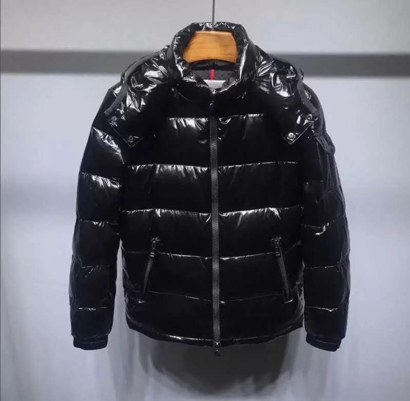 21FW Men's designer jacket coat fashion down parkas with letters men women high quality clothing winter jackets Homme Unisex coats size 1-6, Make up for price
21FW Men's designer jacket coat fashion down parkas with letters men women high quality clothing winter jackets Homme Unisex coats size 1-6, Make up for price