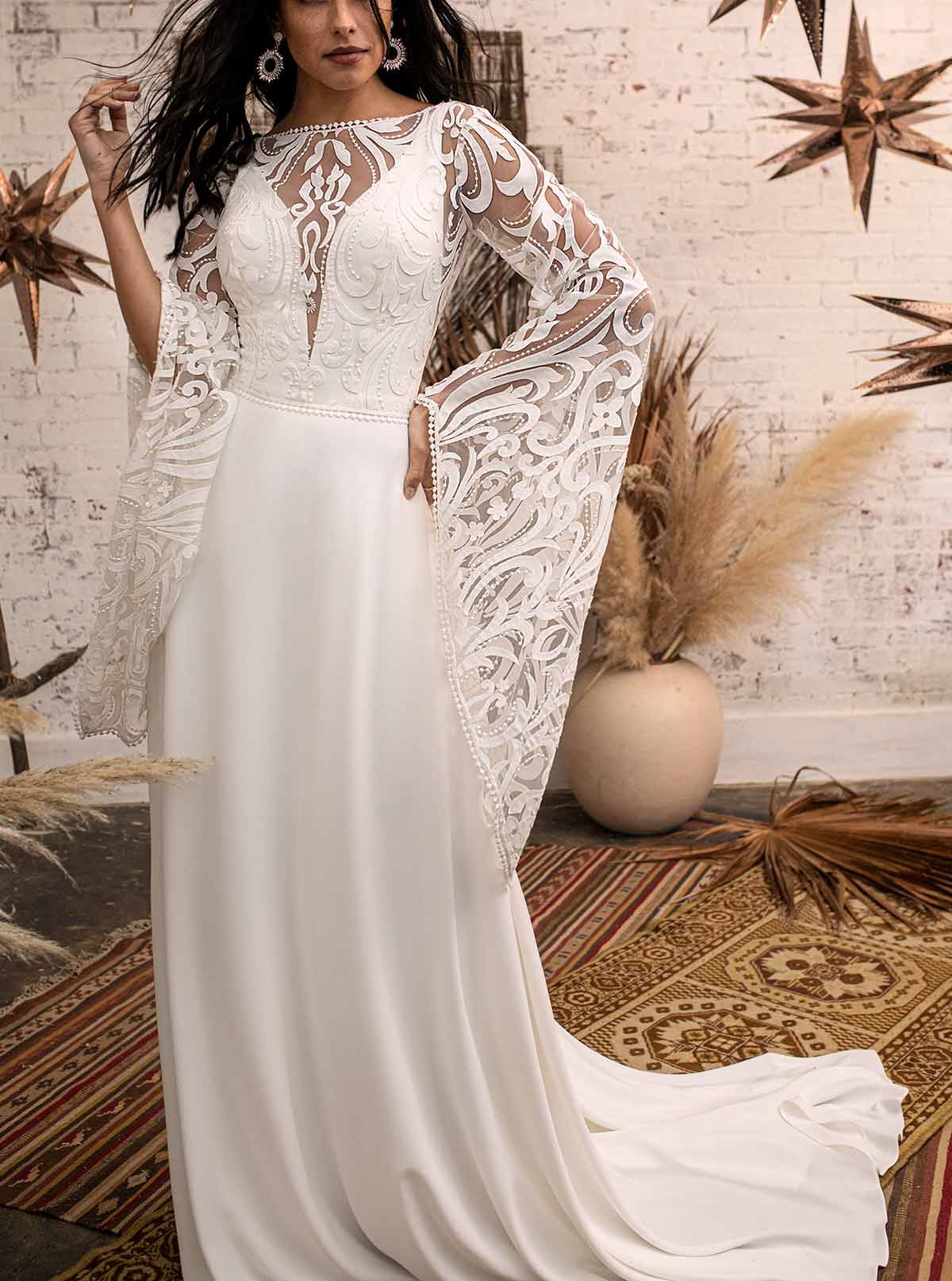 Crepe Stain Beach Wedding Dresses with Flare Long Sleeve Wrap Jacket 2022 Modest Bohemian Temple Summer Holiday Bridal Dress
