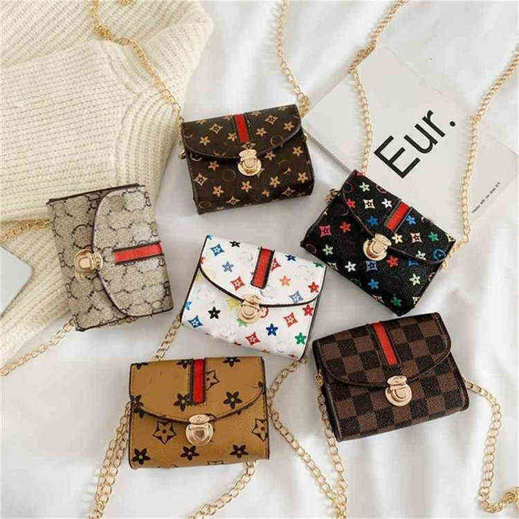PU Leather Print Kids Handbag Fashion Designer Flower Square Girl Princess Messenger Bag Accessories Mini Purse Wallet
PU Leather Print Kids Handbag Fashion Designer Flower Square Girl Princess Messenger Bag Accessories Mini Purse Wallet