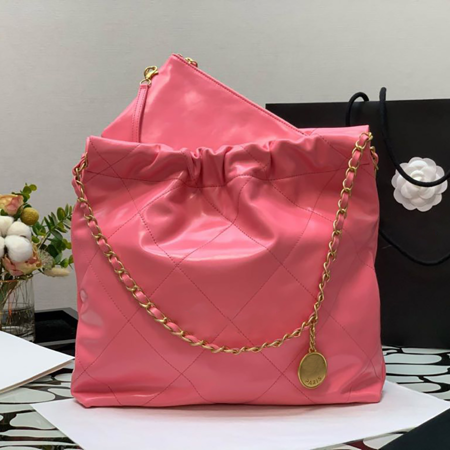 Original Quality 39CM New Style 22 Garbage Bag Designers Women Tote Bags AS3261 Designer Shiny Calfskin Shoulder Handbag With Box C053
Original Quality 39CM New Style 22 Garbage Bag Designers Women Tote Bags AS3261 Designer Shiny Calfskin Shoulder Handbag With Box C053
