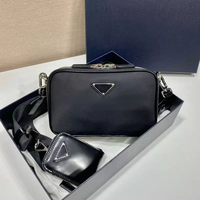 Top A quality patent leather mini bag OP87 with box designer shoulder bag mens and womens messenger bags wallets coin purse, Other model contact with us
Top A quality patent leather mini bag OP87 with box designer shoulder bag mens and womens messenger bags wallets coin purse, Other model contact with us