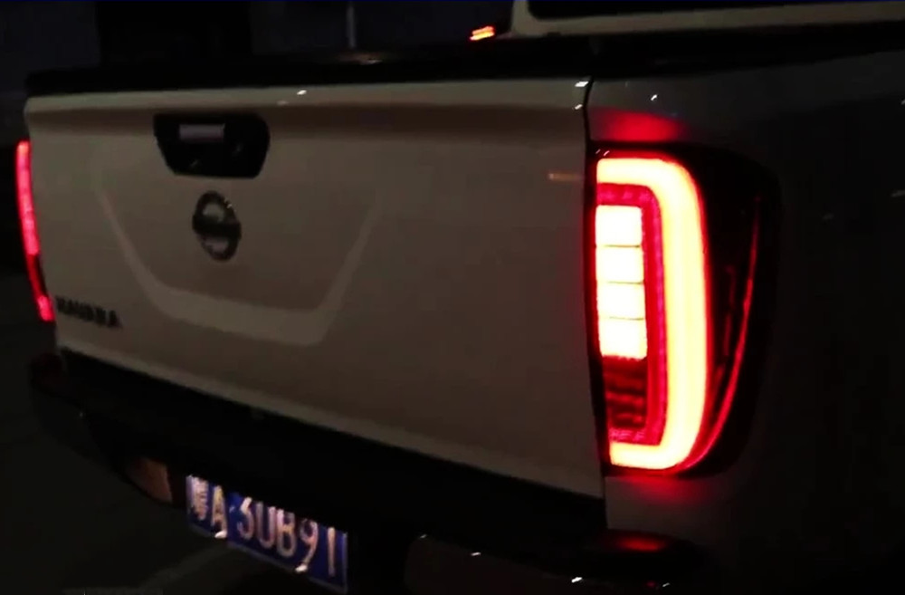 Car Taillight For Navara NP300 LED Tail Light 20 16-20 20 Nissan Brake Lights LED Dynamic Turn Signal Lamp