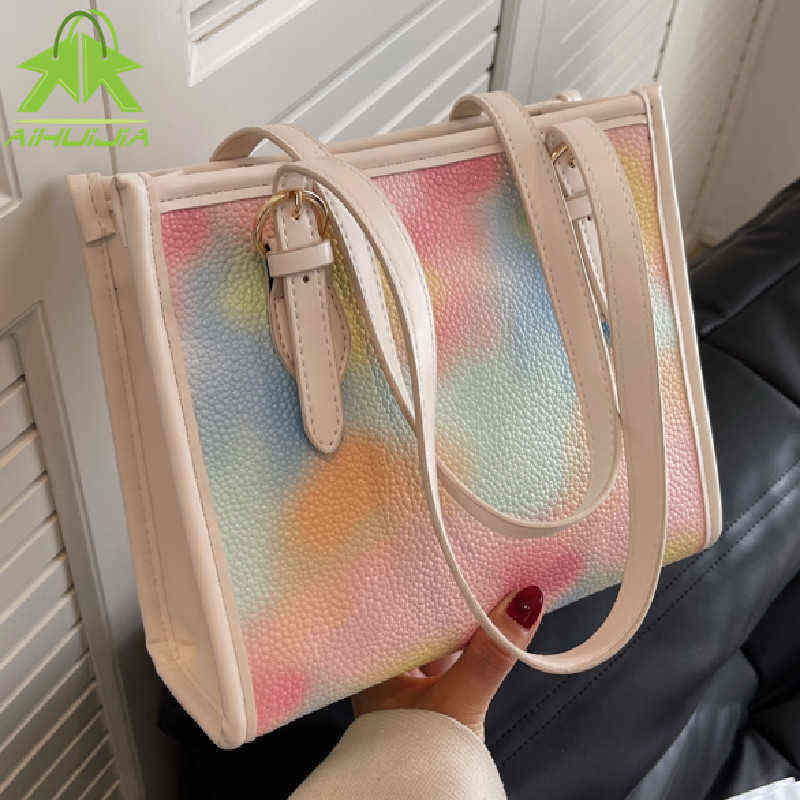 Shopping Bags Luxury Soft Pu Leather Ladies Handbags Wild Big Women the New High Capacity Shoulder for Fashion Tote 220323, Green
Shopping Bags Luxury Soft Pu Leather Ladies Handbags Wild Big Women the New High Capacity Shoulder for Fashion Tote 220323, Green