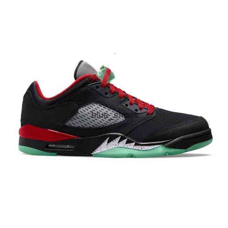 Shoes Clot x Jumpman 5 5s low men basketball high quality fashion black red green trainers sports sneakers, With original logo
Shoes Clot x Jumpman 5 5s low men basketball high quality fashion black red green trainers sports sneakers, With original logo