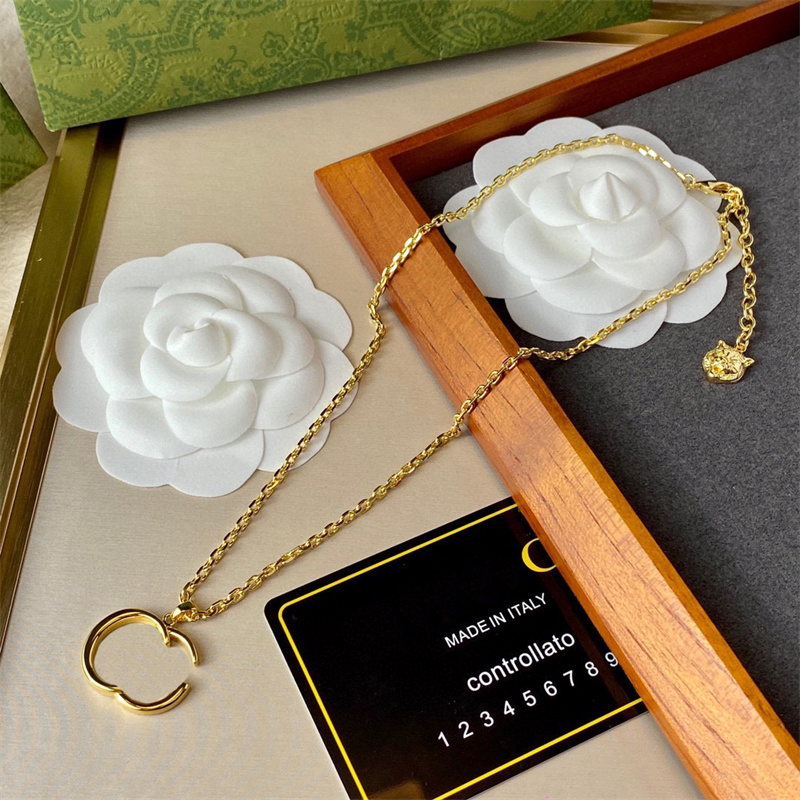 Fashion Pendant Necklaces Luxury Designers Gold Necklace Womens Men Designer Jewelry Dimond Letters Love Necklace Wedding Top Quality
Fashion Pendant Necklaces Luxury Designers Gold Necklace Womens Men Designer Jewelry Dimond Letters Love Necklace Wedding Top Quality