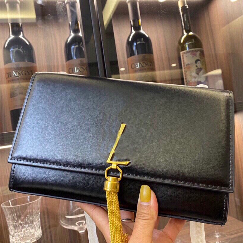 Designer Evening Bags Letter YSLity Shoulder Leather Envelope Women Handbag High Quality gtv
Designer Evening Bags Letter YSLity Shoulder Leather Envelope Women Handbag High Quality gtv
