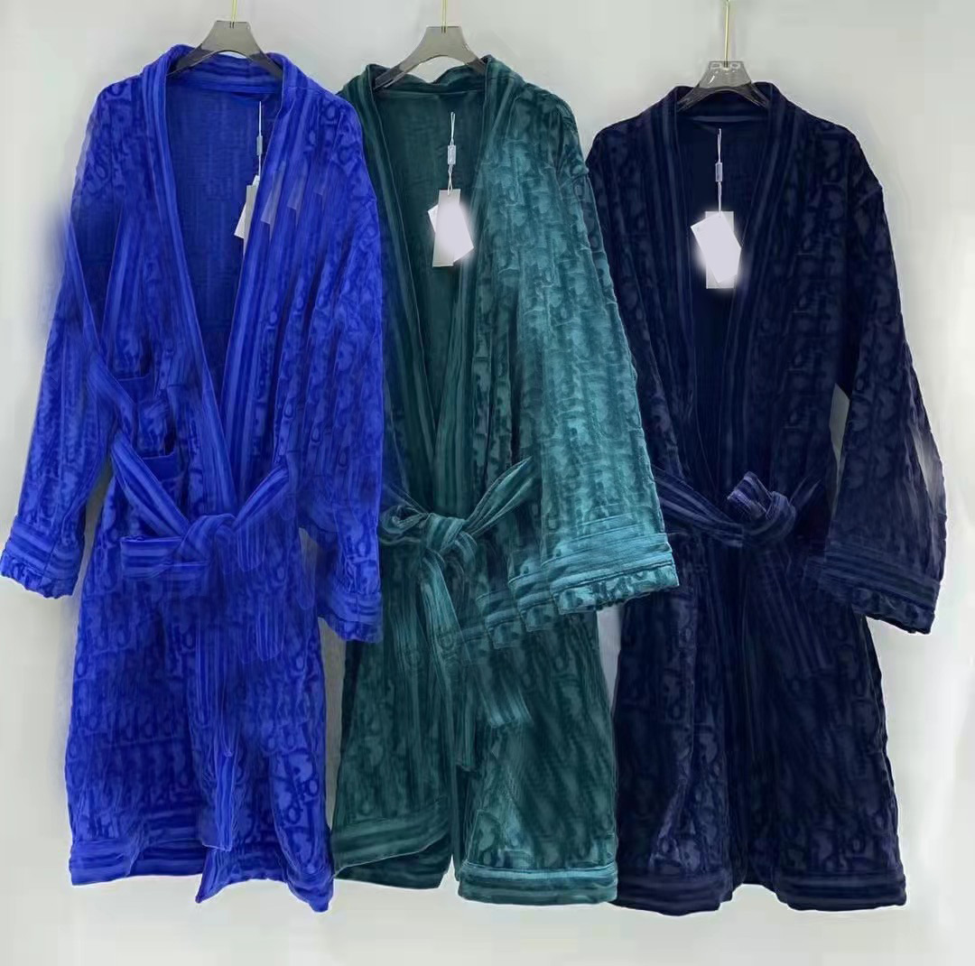 Men's Jackets Men Silk Sleepwear Nightgown Casual Kimono Bathrobe Light Luxury Retro Windbreaker Male Loose Home Wear Pajamas Style Jacket S--XL, Purple
Men's Jackets Men Silk Sleepwear Nightgown Casual Kimono Bathrobe Light Luxury Retro Windbreaker Male Loose Home Wear Pajamas Style Jacket S--XL, Purple